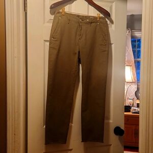 Rag & bone army green classic chino size 25 fringe bottom